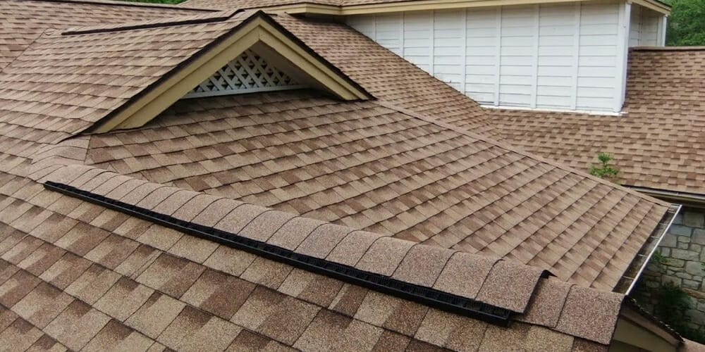 asphalt shingle roof